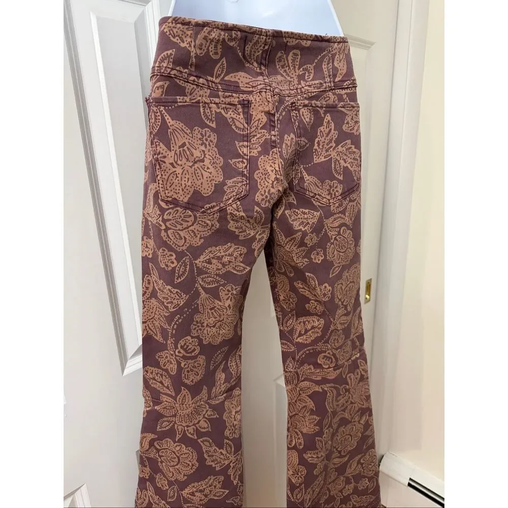 We The Free by Free People Penny Pull-on Printed flare pants - Picture 3 of 9
